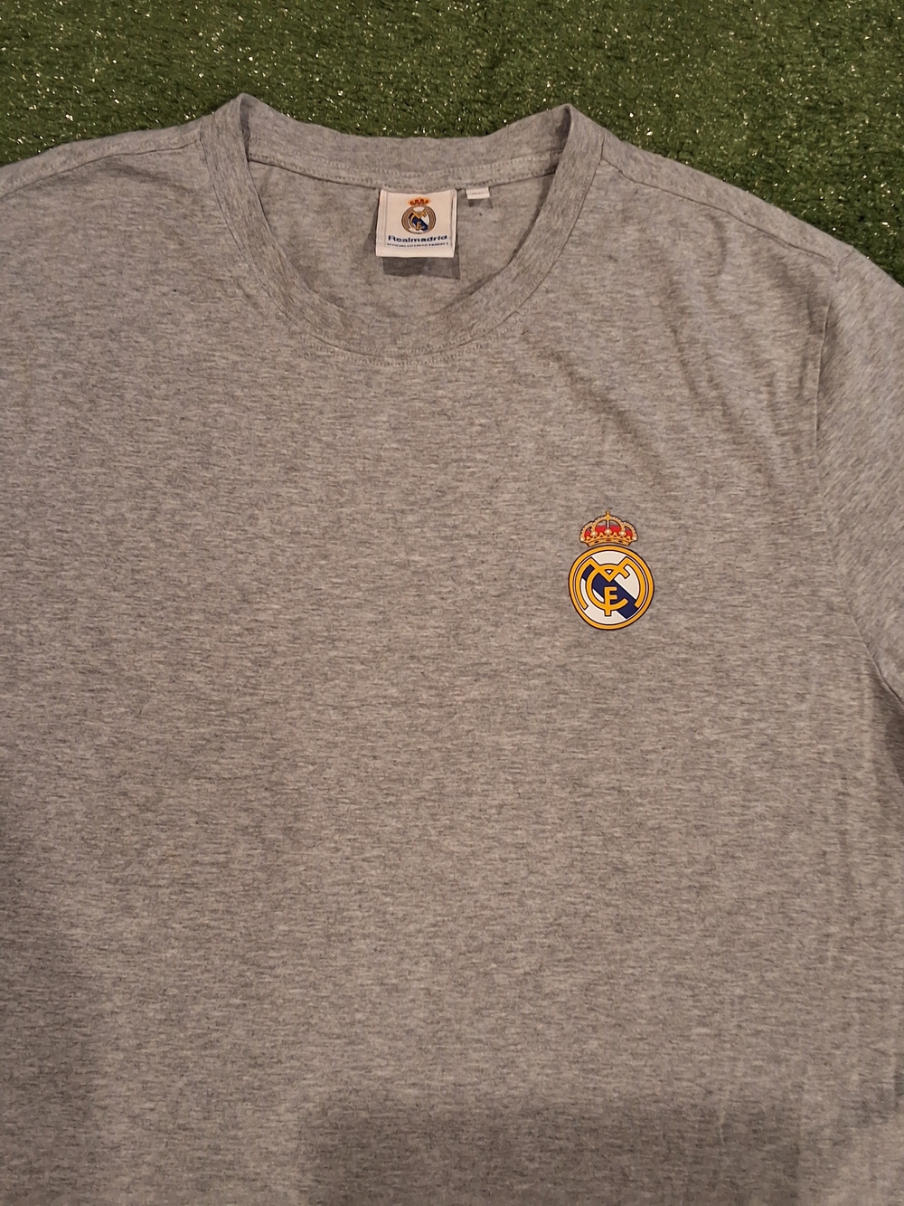 Real Madrid Crest Grey Short Sleeve Tee